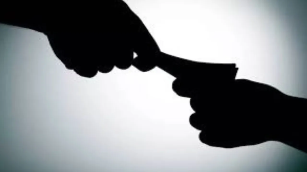 bribe case uttarkashi