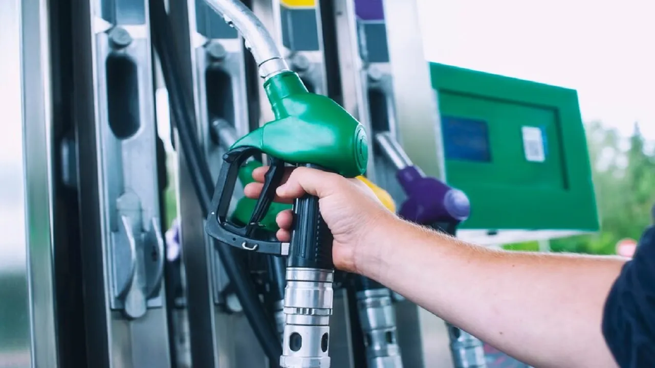 petrol diesel price 11 february