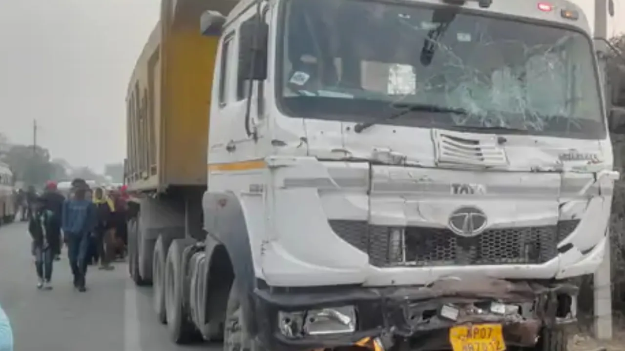 Road Accident in Bhind of Madhya Pradesh many killed updates in hindi