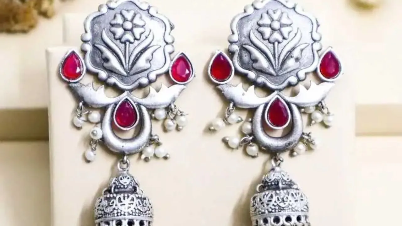 फ्लोरल डिजाइन झुमके