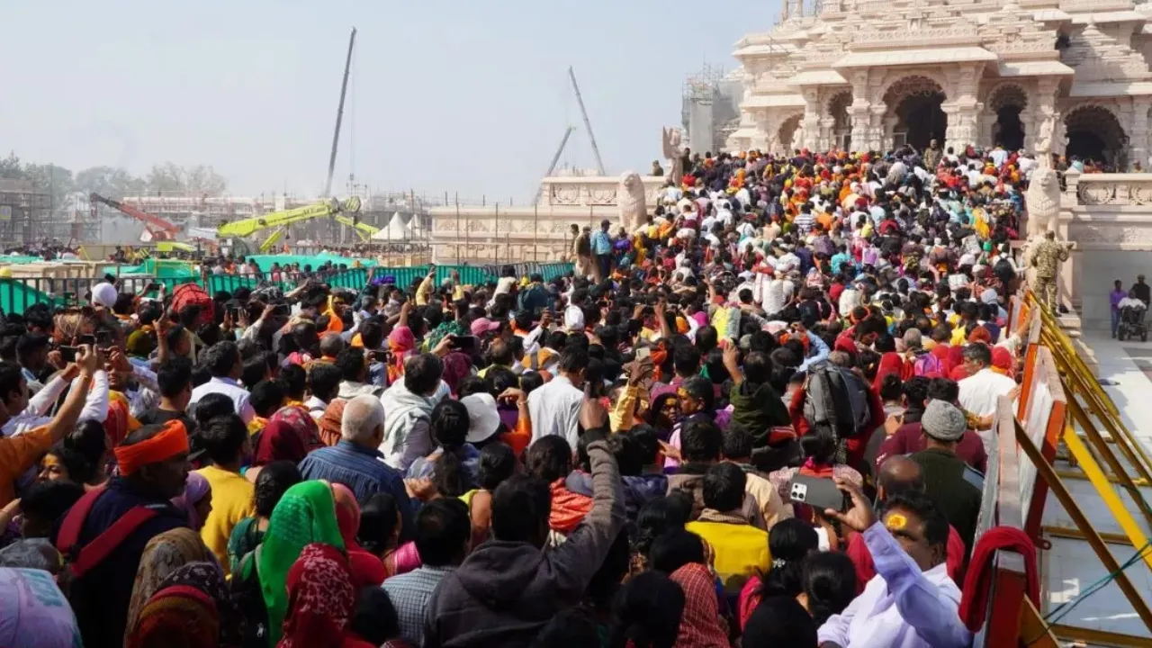 Ayodhya Ram Mandir time extends to 19 hours in Day 