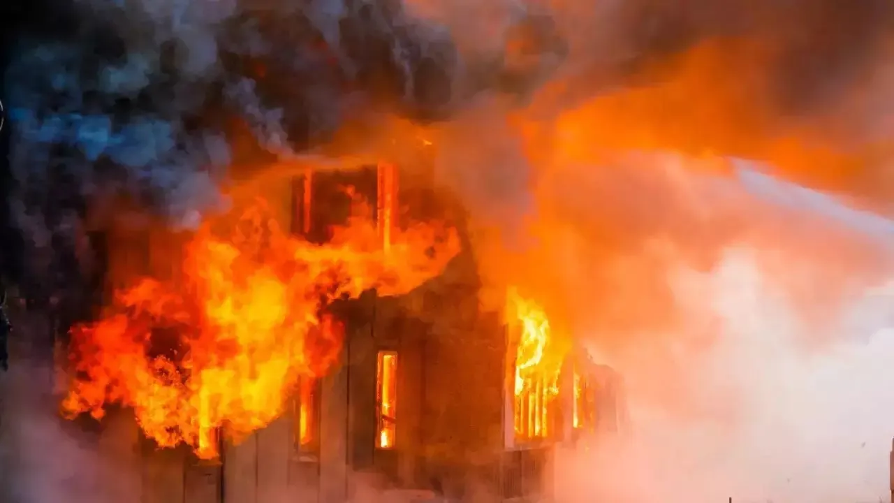 rohini temple fire broke out