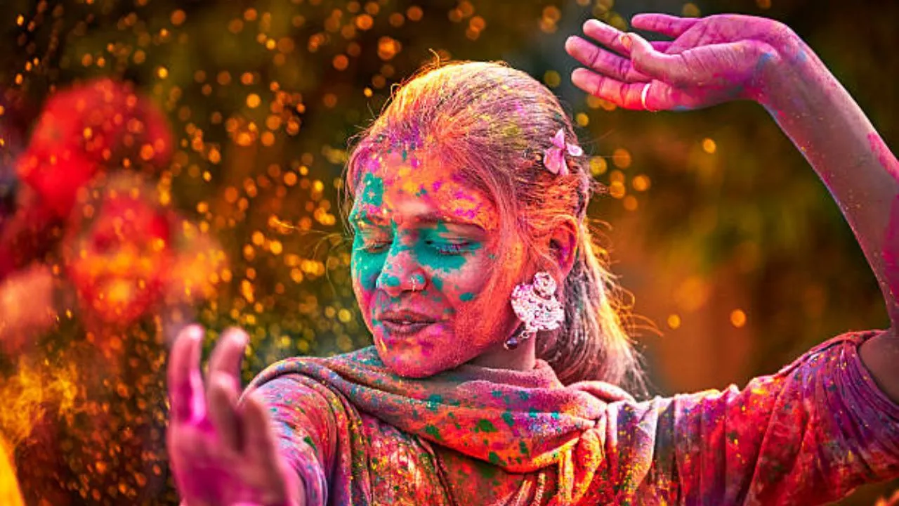 Holi Outfit Ideas For Women