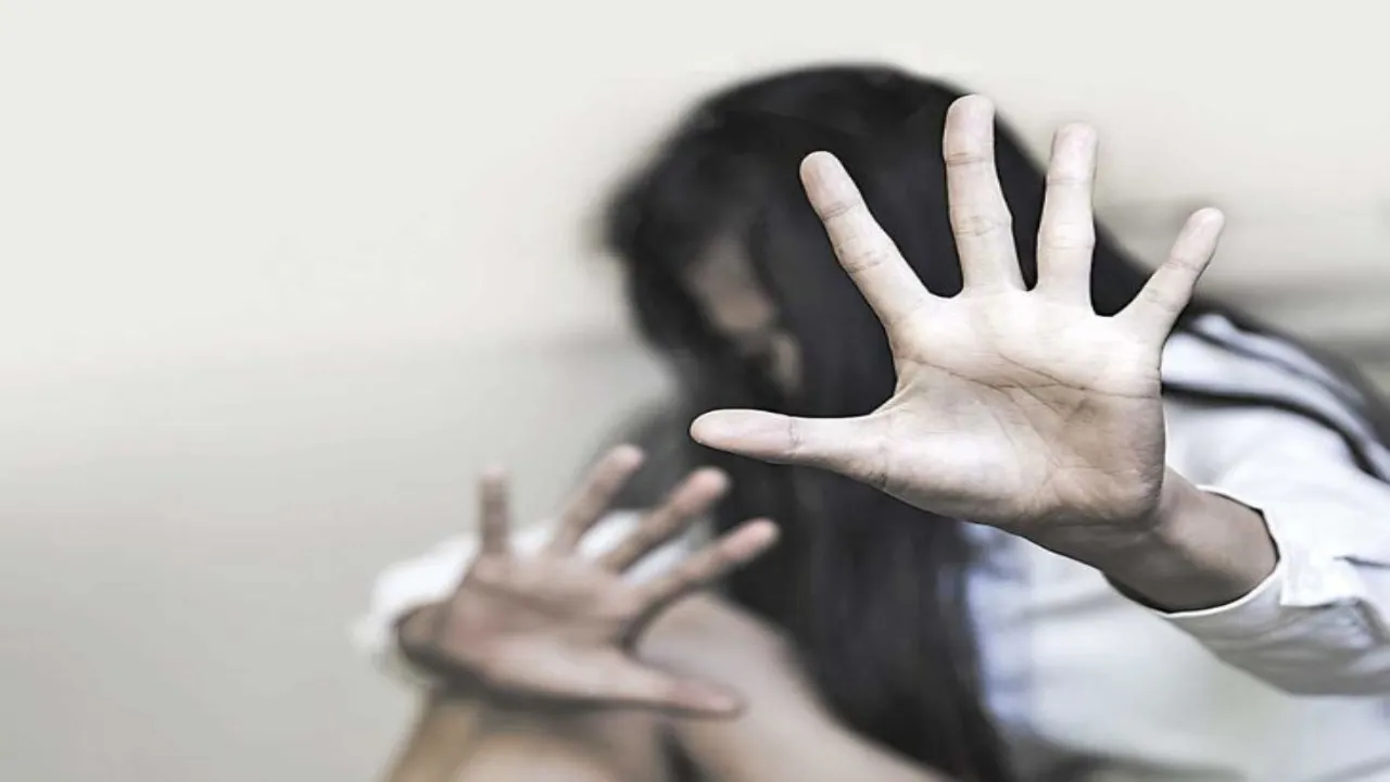 Pune Bus rape case