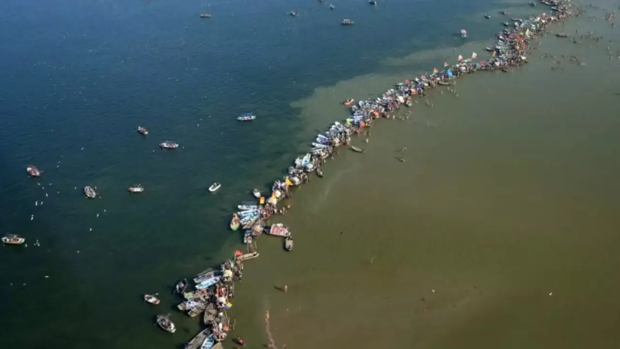 Devotees in large Number present in sangam ghat on Friday after ending of Mahakumbh