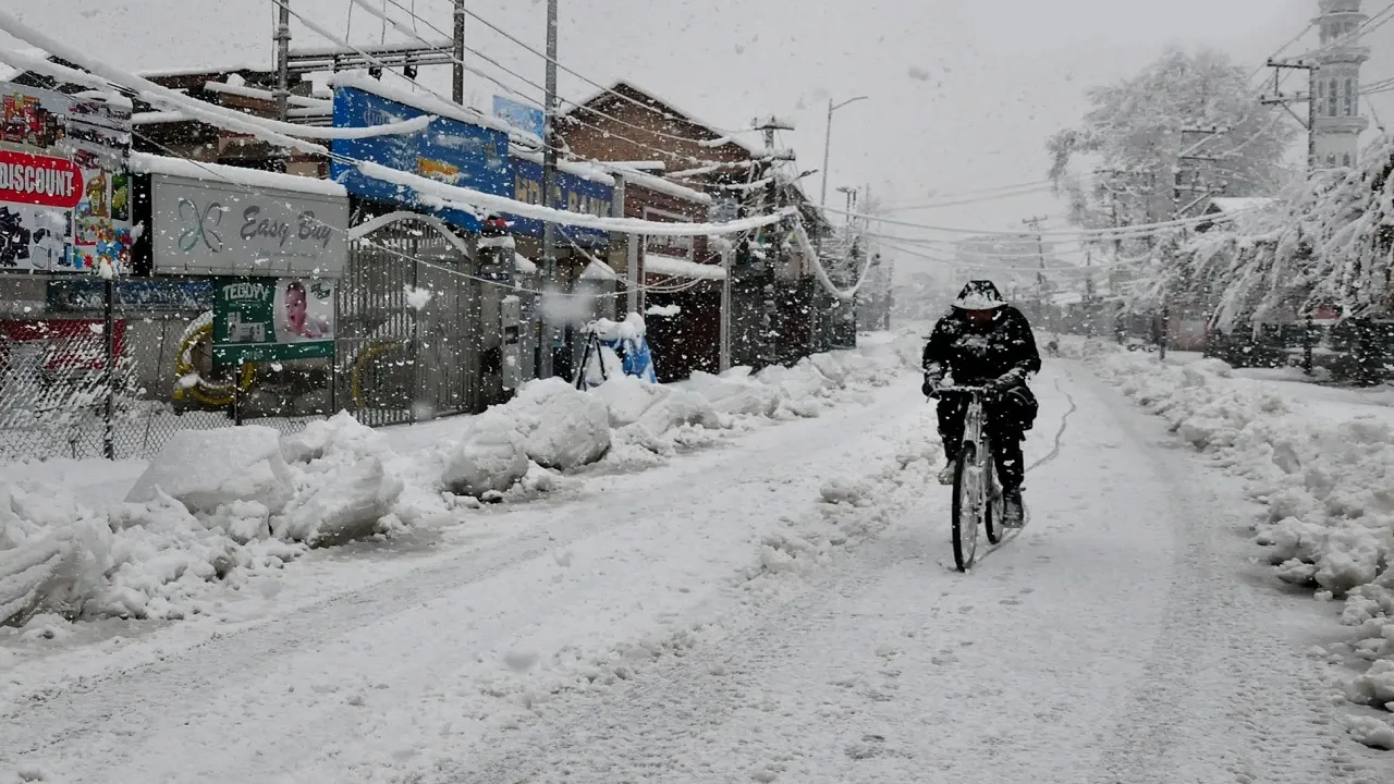 Jammu Kashmir Snowfall 1  March