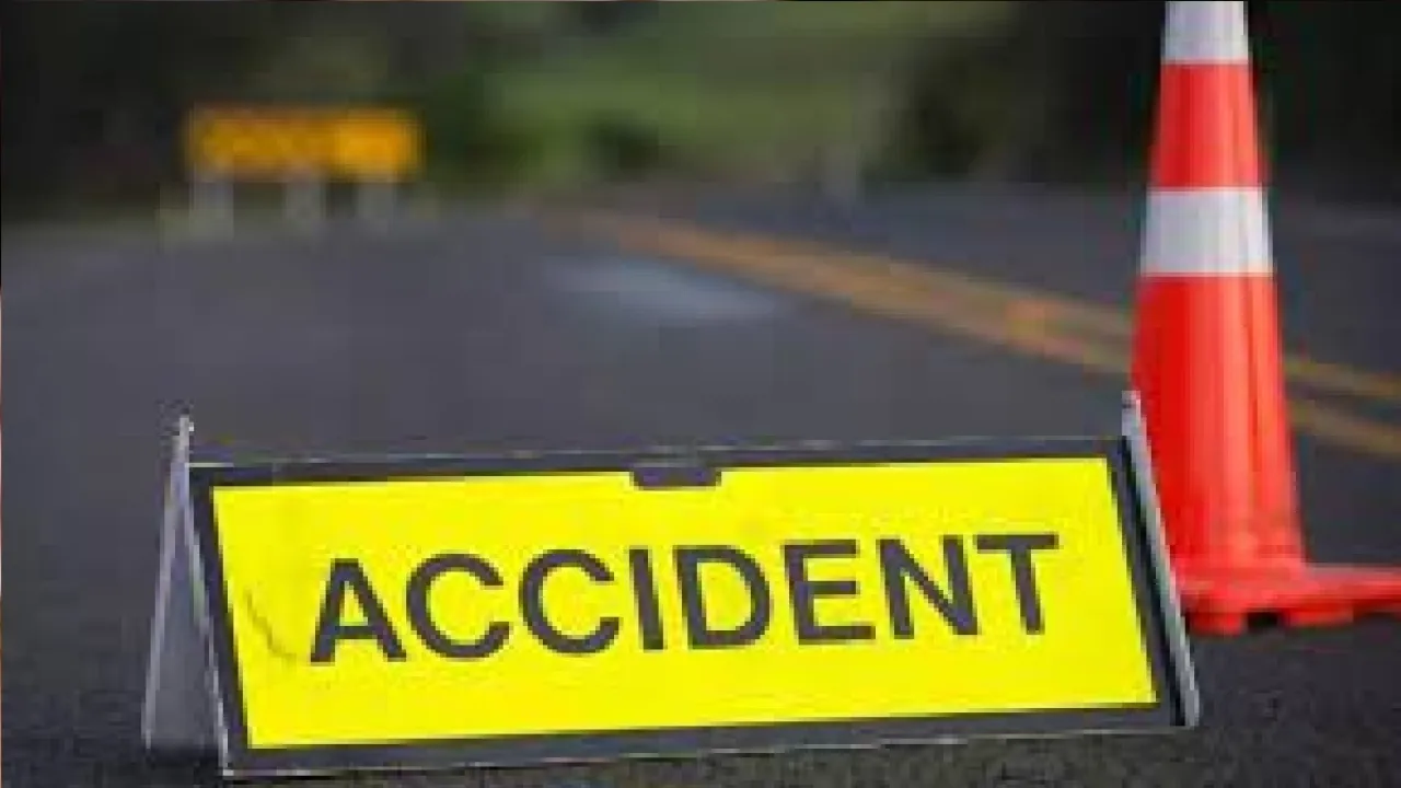 Jhansi Road Accident