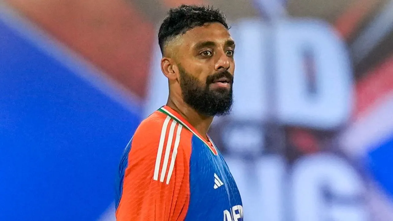 Do not come to India Champions Trophy star Varun Chakaravarthy had got threat after T20 world Cup 2021 