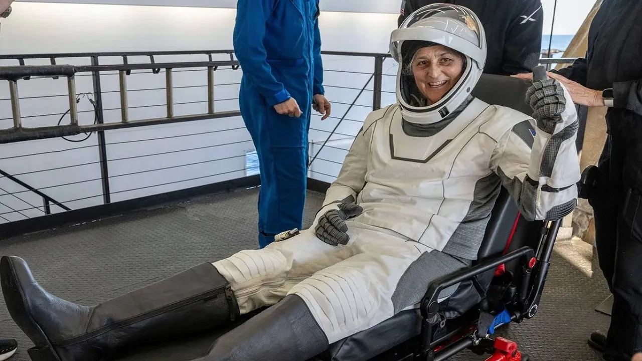 sunita williams return