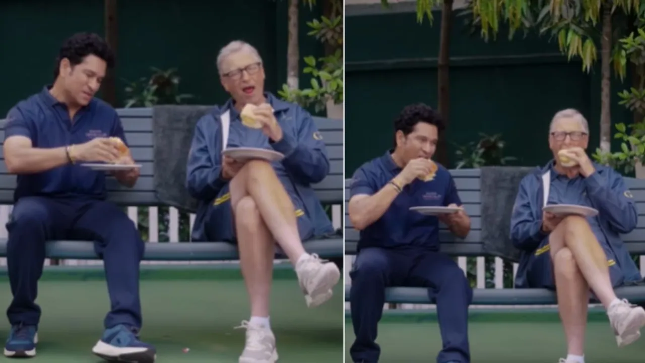 Bill Gates and Sachin Tendulkar eating Vada Pav 