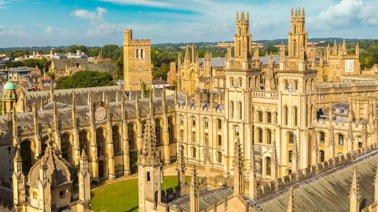 Oxford University break an 800-year-old tradition Replacing Gender Neutral Language into Female Male Language