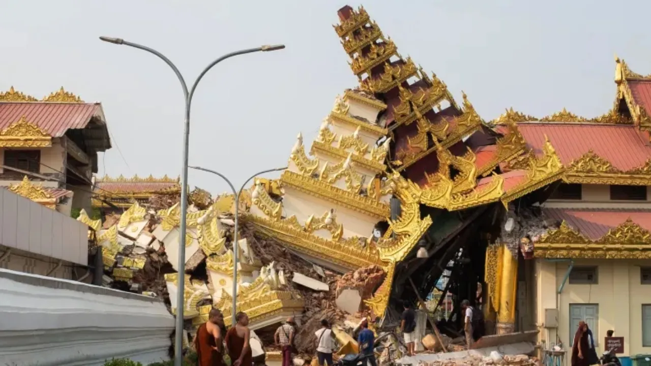 Myanmar Earthquake Death Toll rises to 1600 India Sent humanitarian aid by Operation Brahma