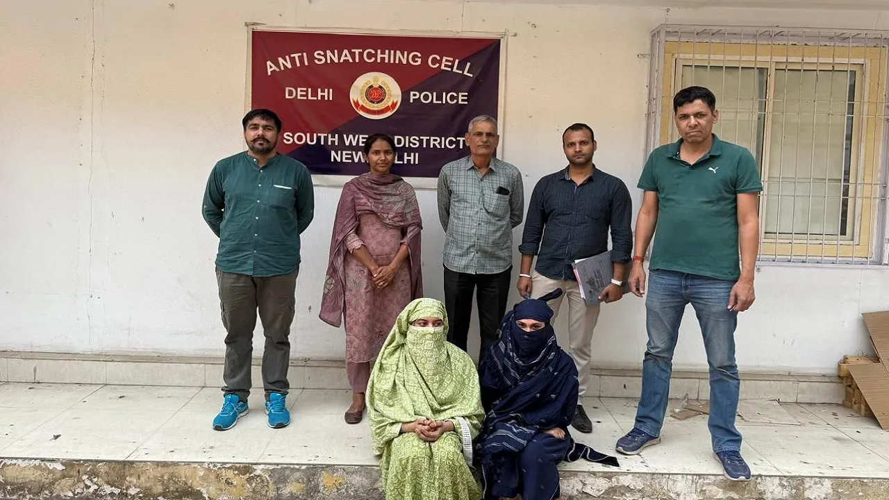 Bangladeshi transgenders arrested