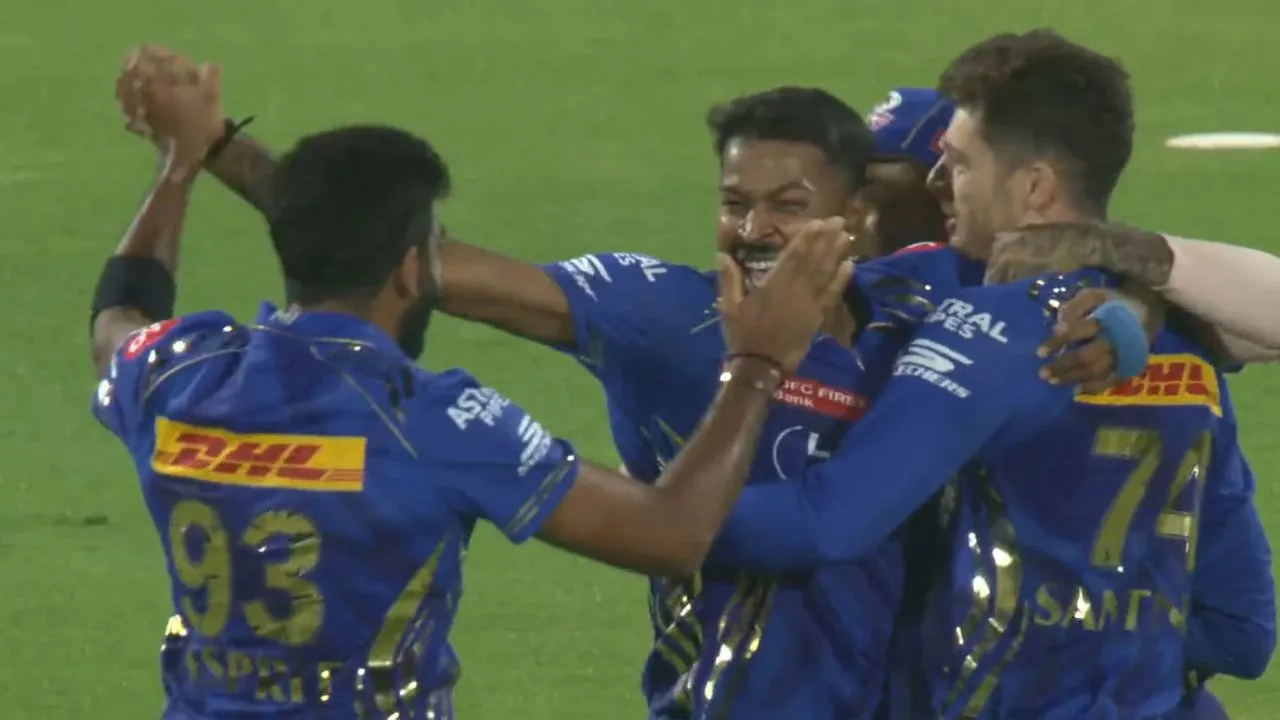 DC vs MI: Karun Nair 89 run knock went in Vain as Mumbai Indians beat Delhi Capitals by 12 runs first defeat of DC 