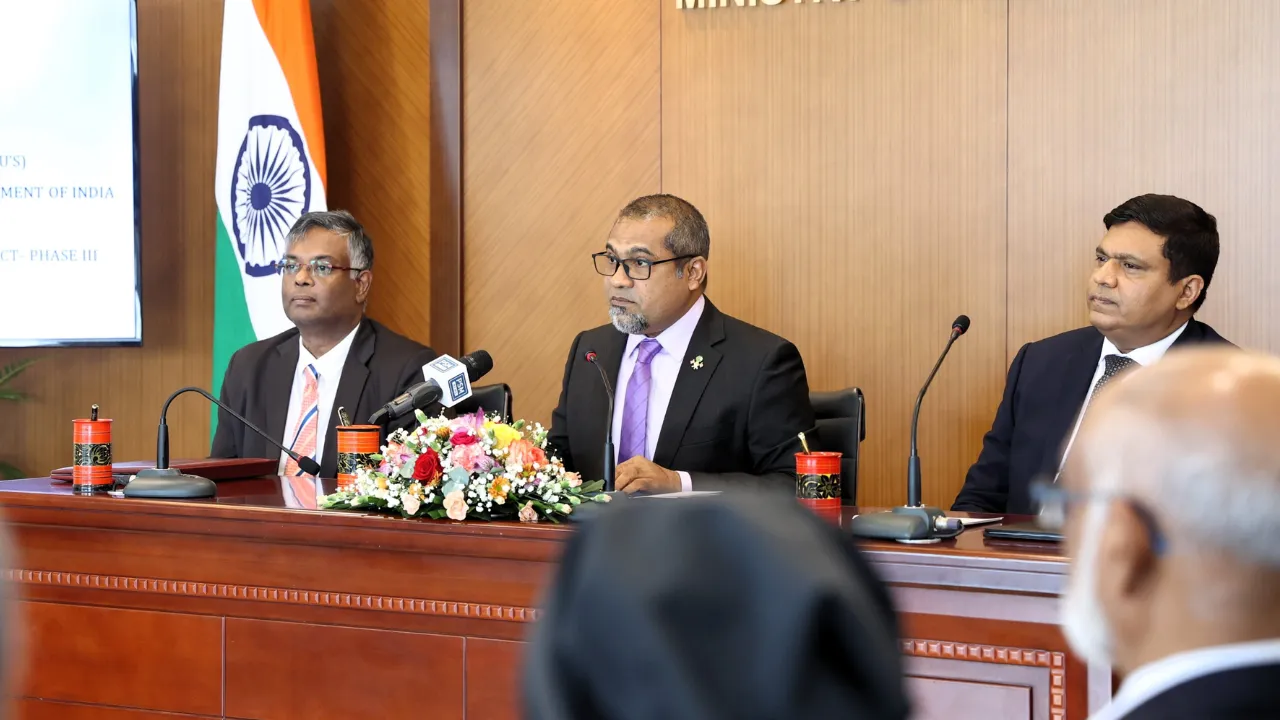 India And Maldives Signed 13 Deals Pakistan Angry