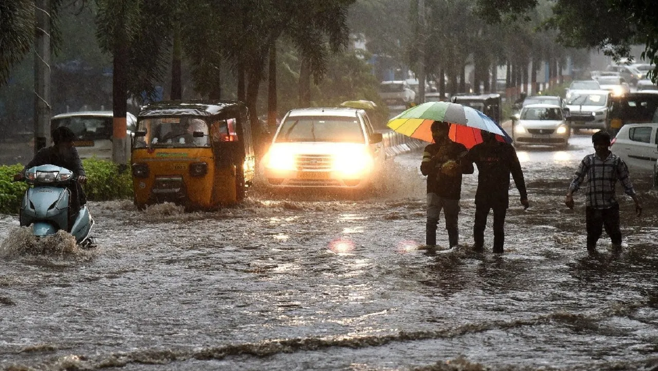 heavy rain alert 25 may