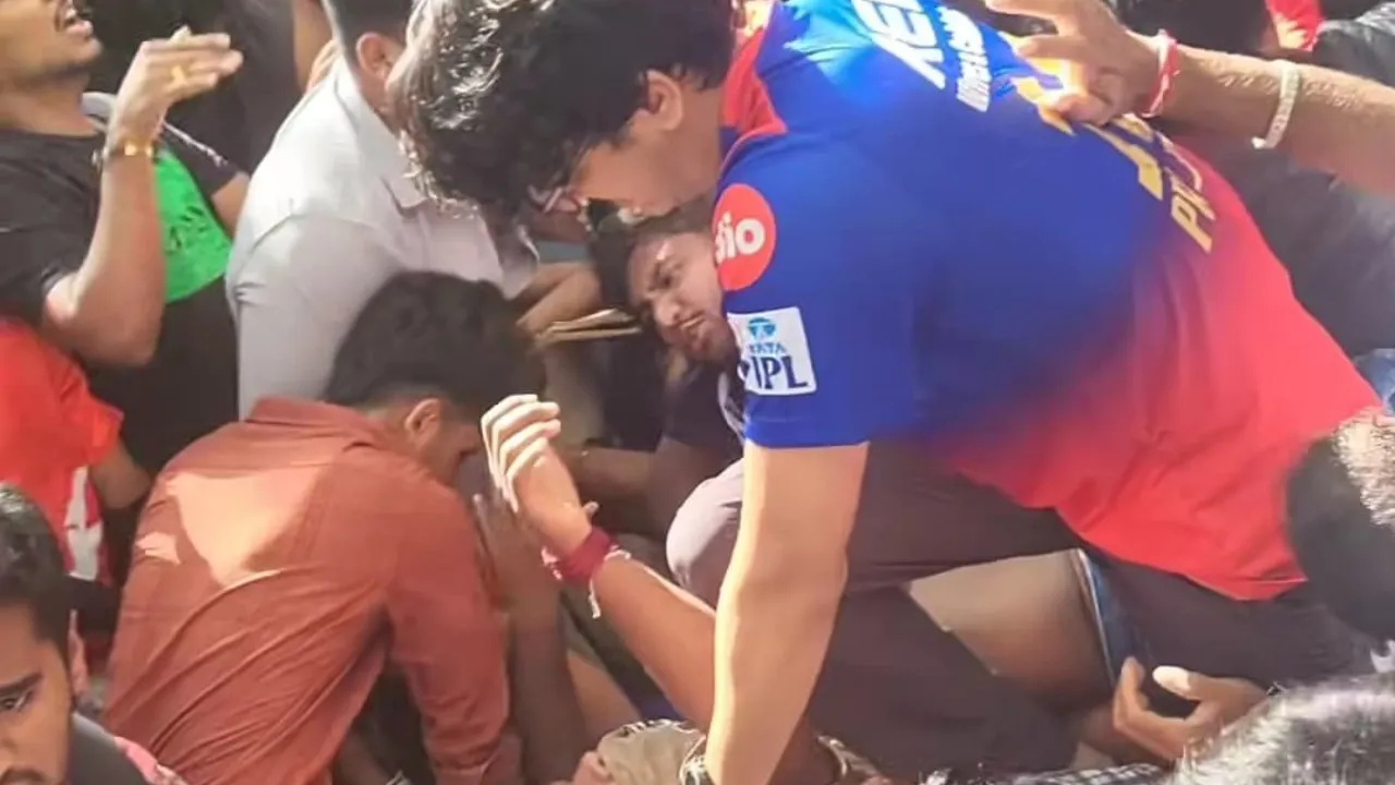 RCB Victory Parade after IPL 2025 Final Victory Parade Stampede in Bengaluru many Killed Virat Kohli News Update in hindi