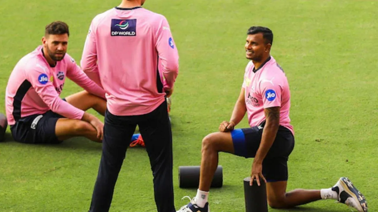 delhi capitals pacer t natarajan got 10.75 crore for throwing just 3 overs in ipl 2025