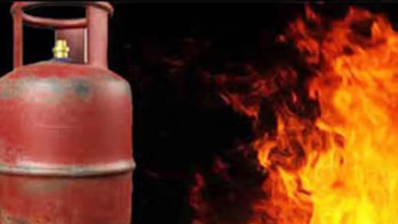 Cylinder blast