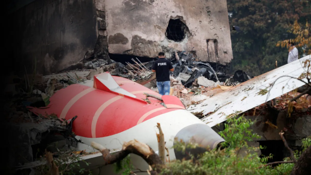 Ahmedabad Air India Plane Crash Black box hits News in hindi