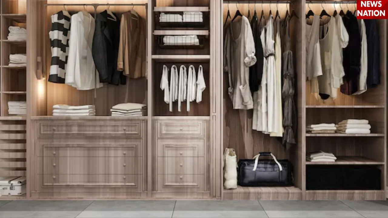 clothes in almirah