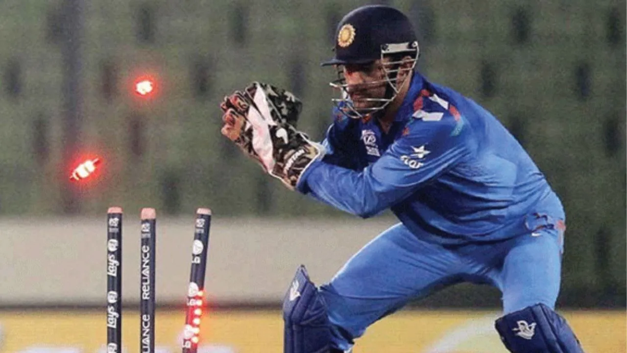 MS Dhoni Birthday special 3 big record of thala in international cricket