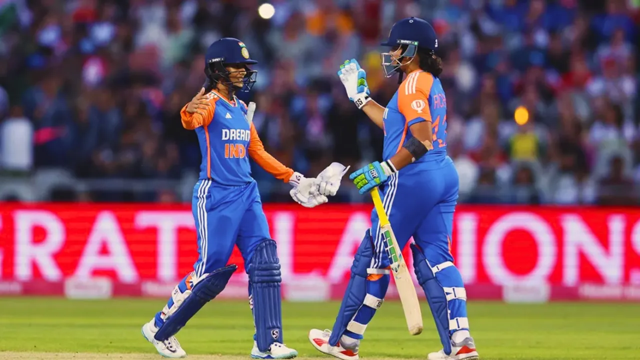India womens team beat england in the 4th t20 to clinch the series