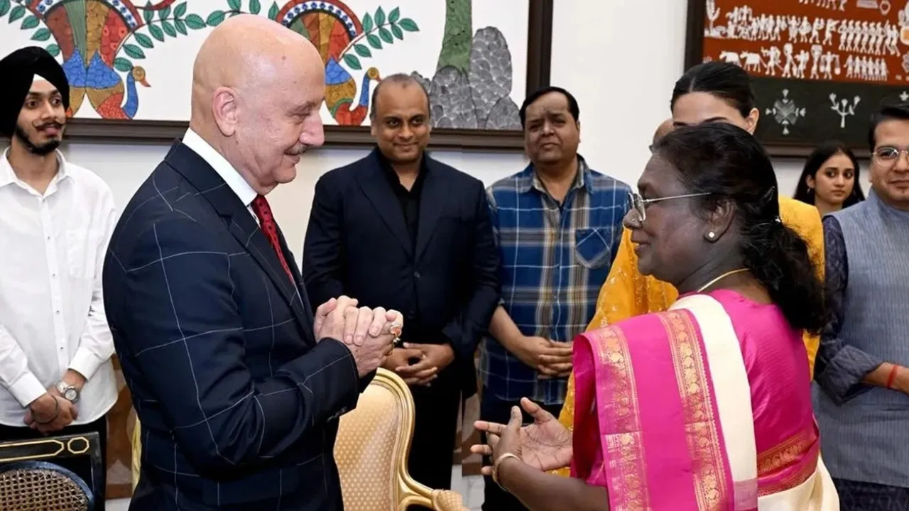 President Droupadi Murmu Watch Anupam kher film Tanvi The Great photos viral on social media