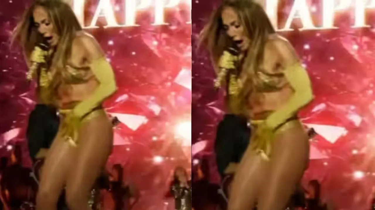 popular singer skirt fell off in public people were shocked to see viral video