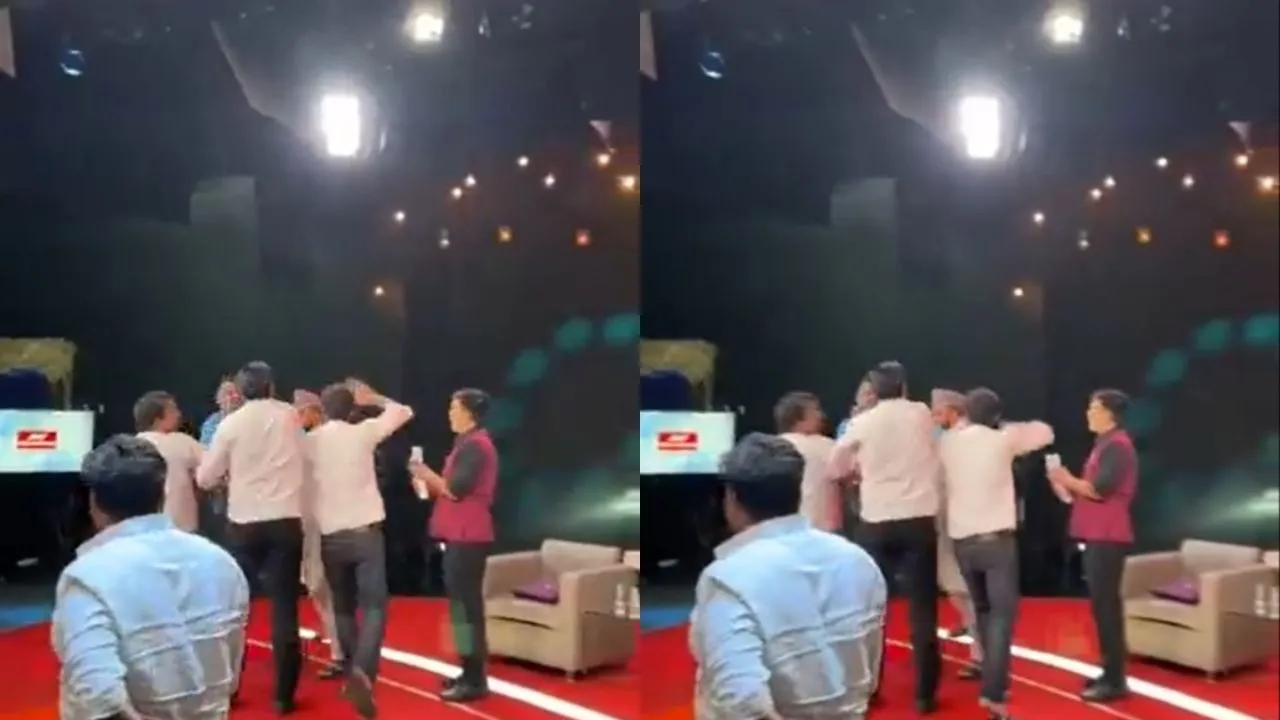 maulana sajid rashidi slapped