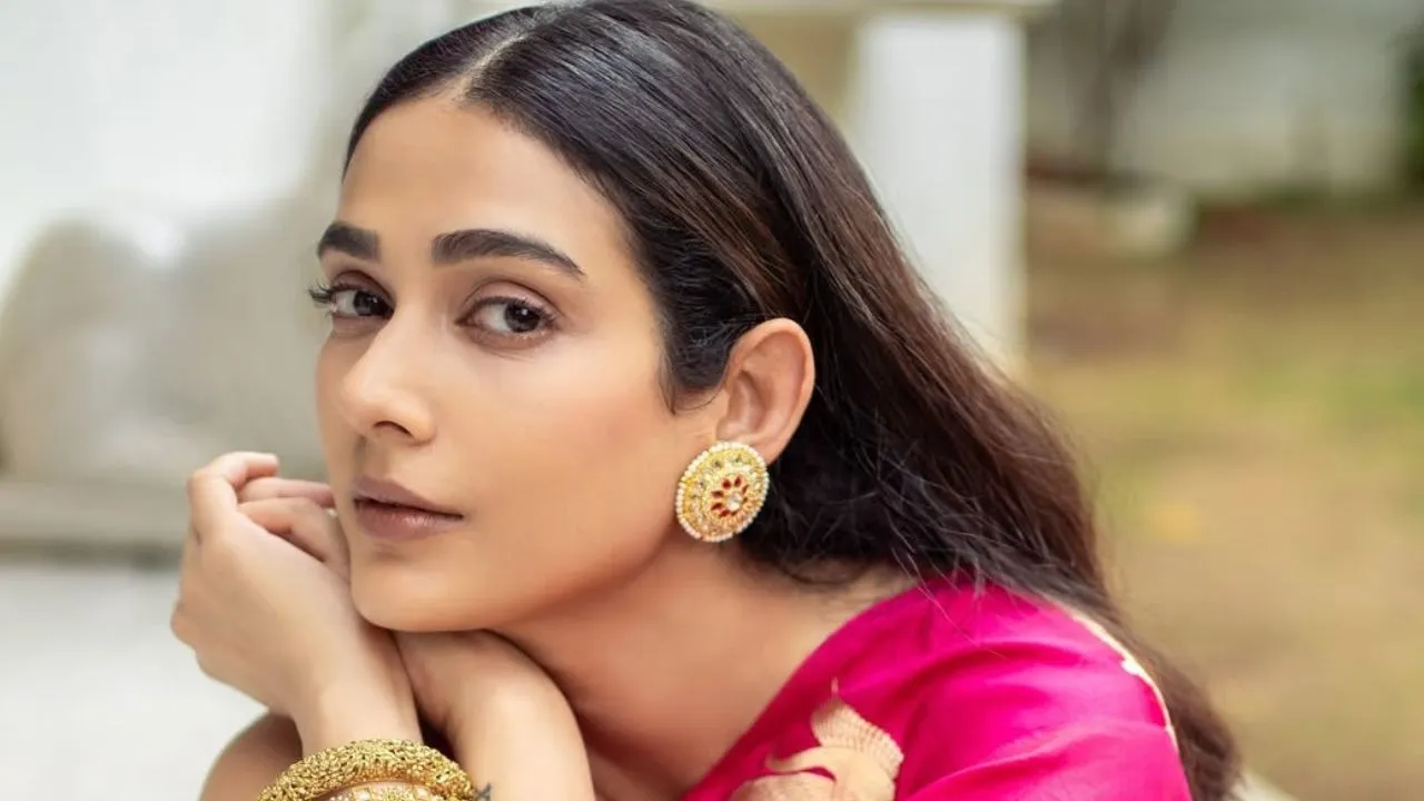 Aakanksha Singh3