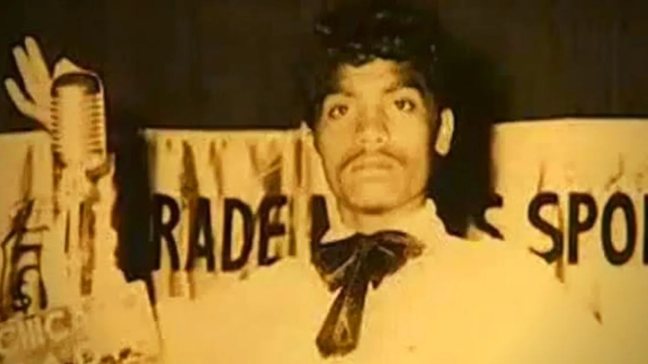 Johny Lever used to drink alcohol while sitting in police car now regretting said request you drink