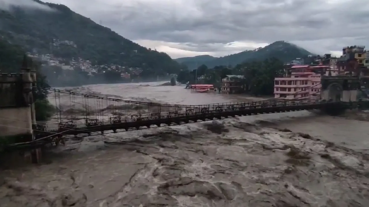 himachal flood 3 august