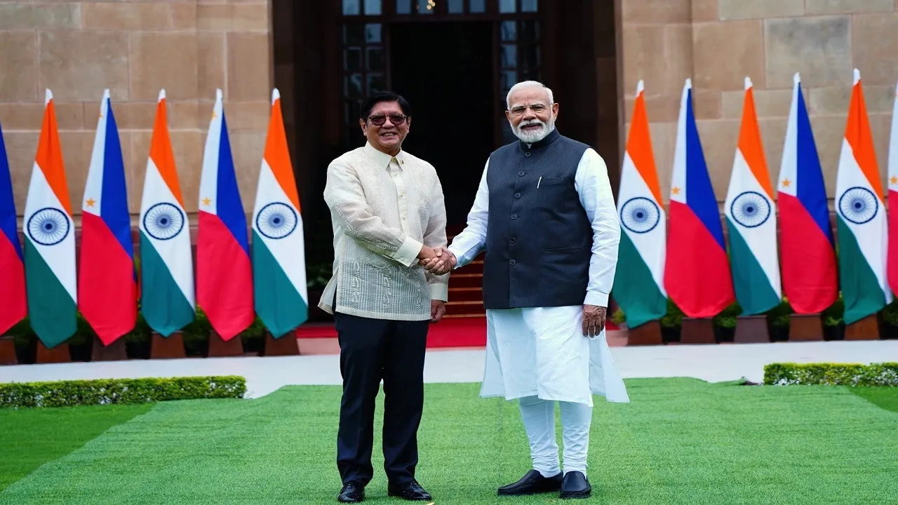 PM Modi with Philippine President