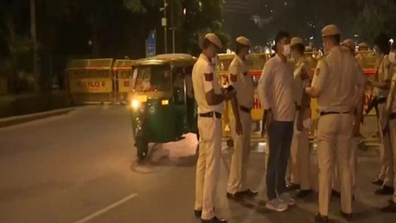 Delhi Police Commissioner Suppends 28 Policemen for ISKCON Temple Incident