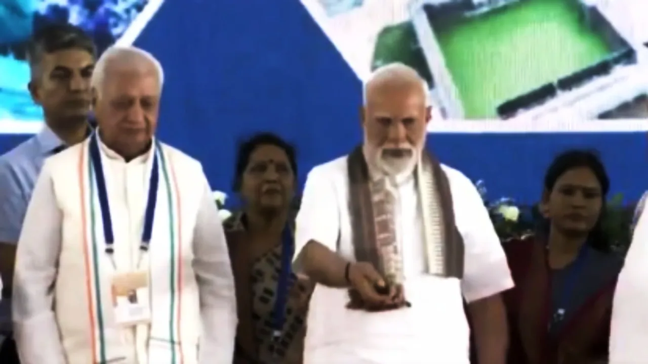 PM Modi gaya