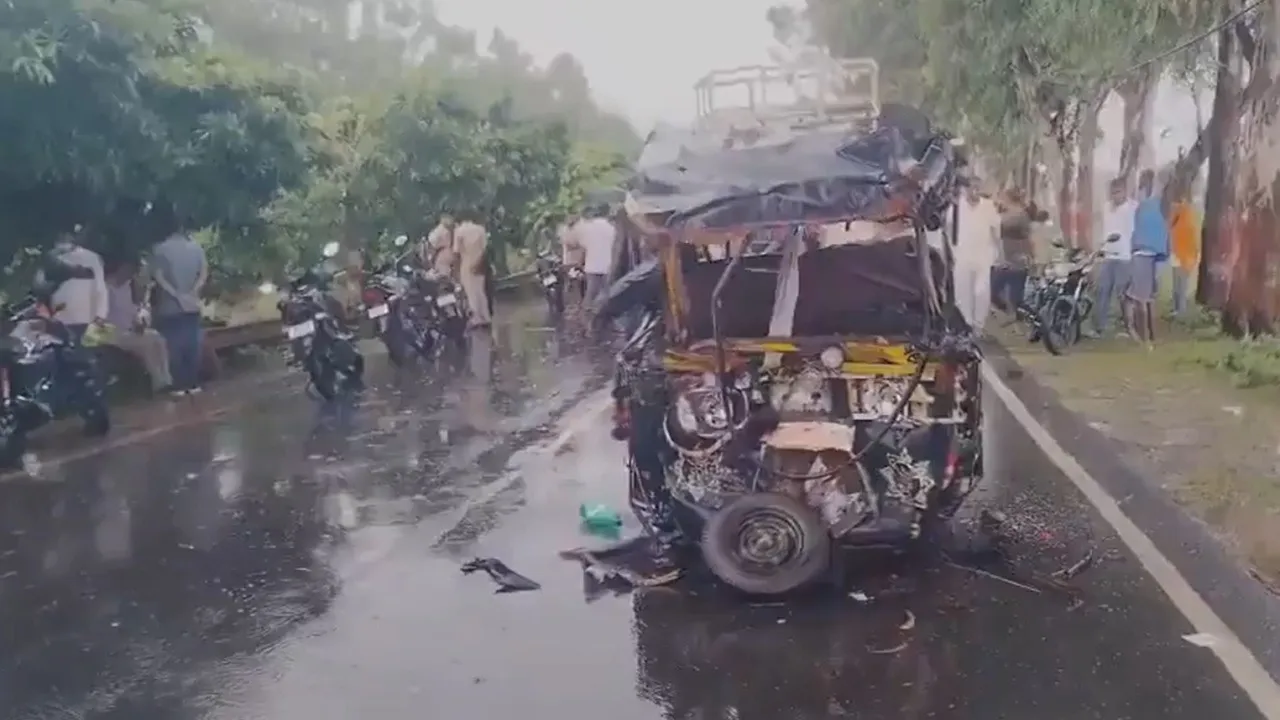 Patna Road Accident