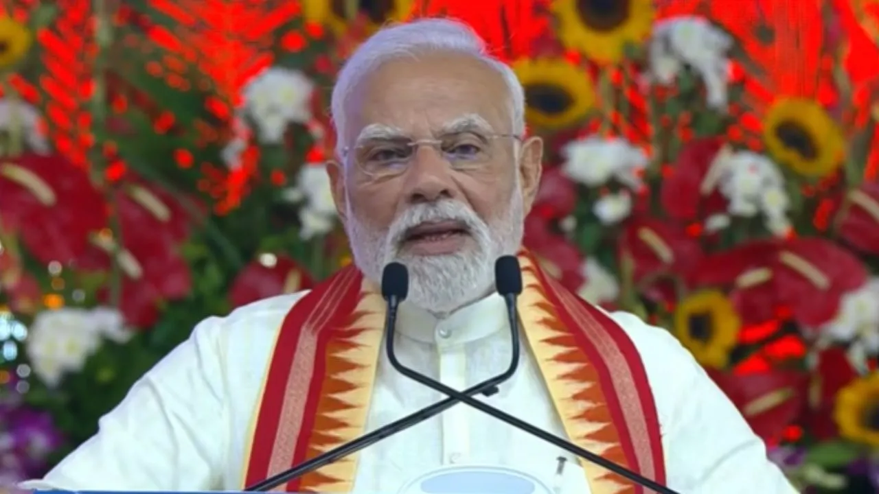 Pm Modi in Gujarat