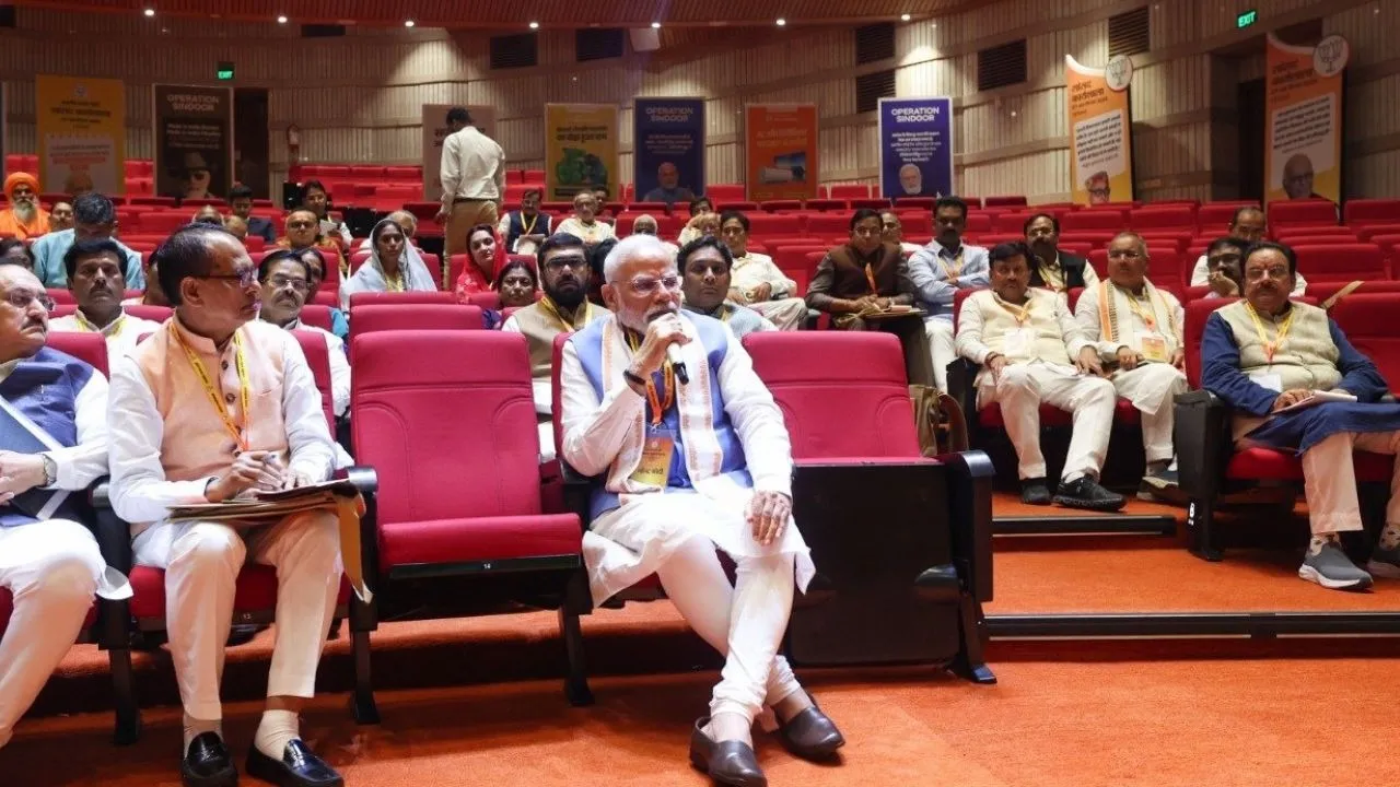 BJP Workshop 1st Day PM Modi suggests MPs for Tiffin Meeting and Swachhta Abhiyan