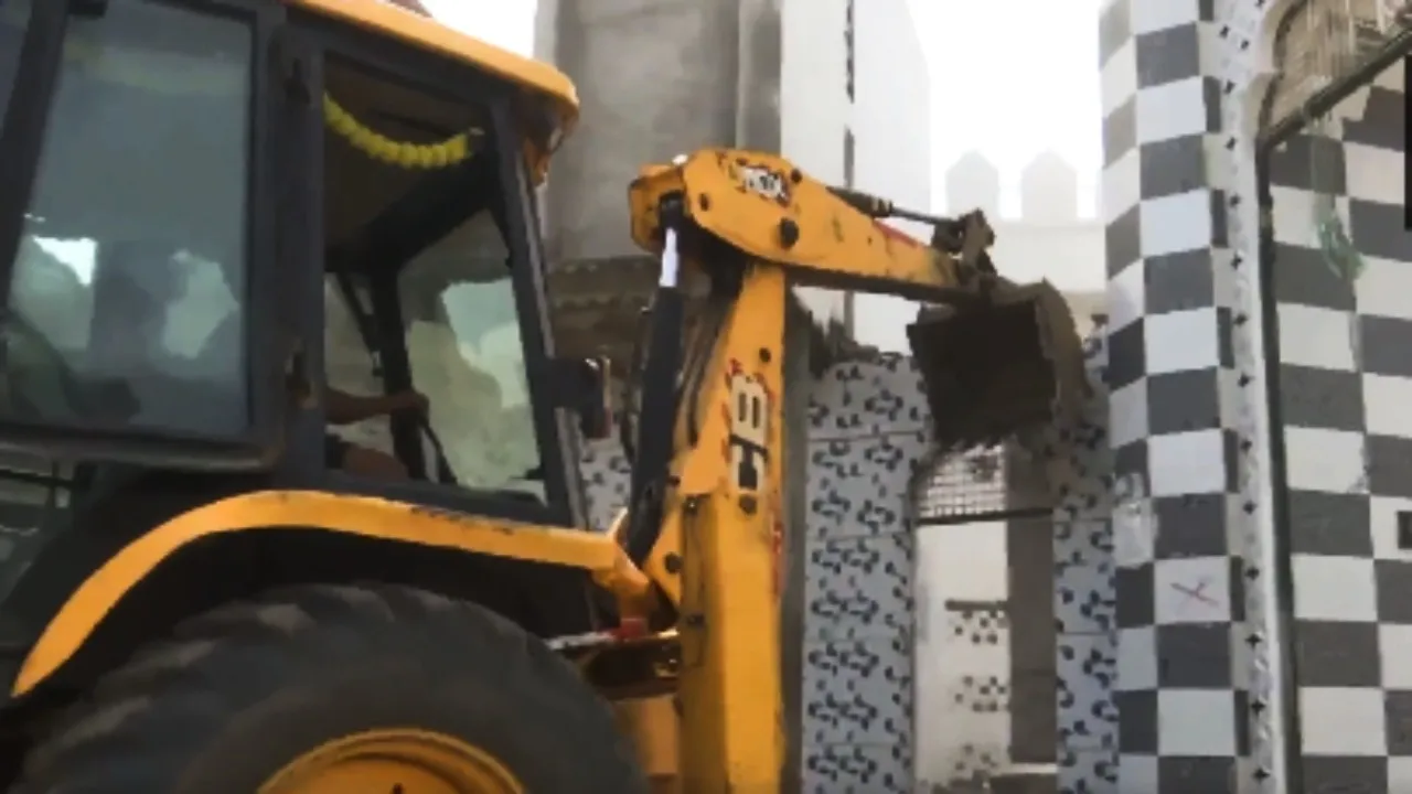 Sambhal mosque demolished