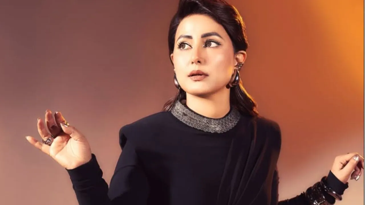 HINA KHAN (8)