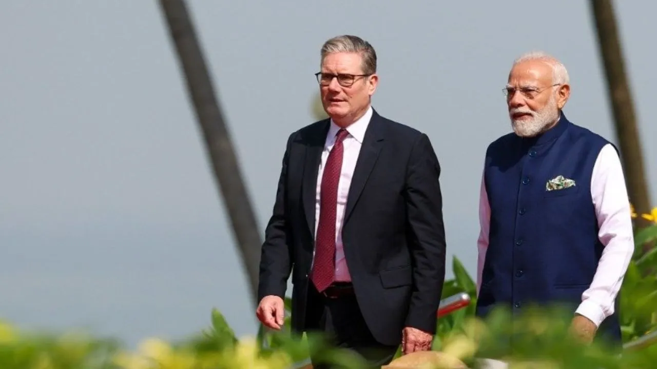 PM Modi and Keir Starmer attends India-UK CEO Forum