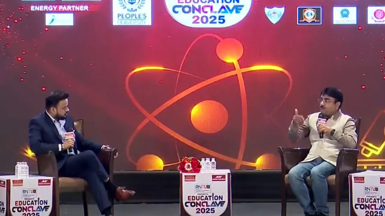 Minister of Public Health Narendra Shivaji Education Conclave 2025