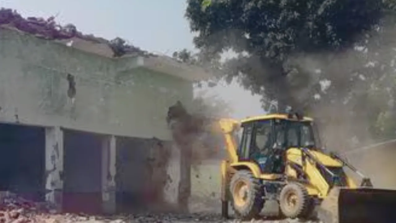 Sambhal Masjid Bulldozer action