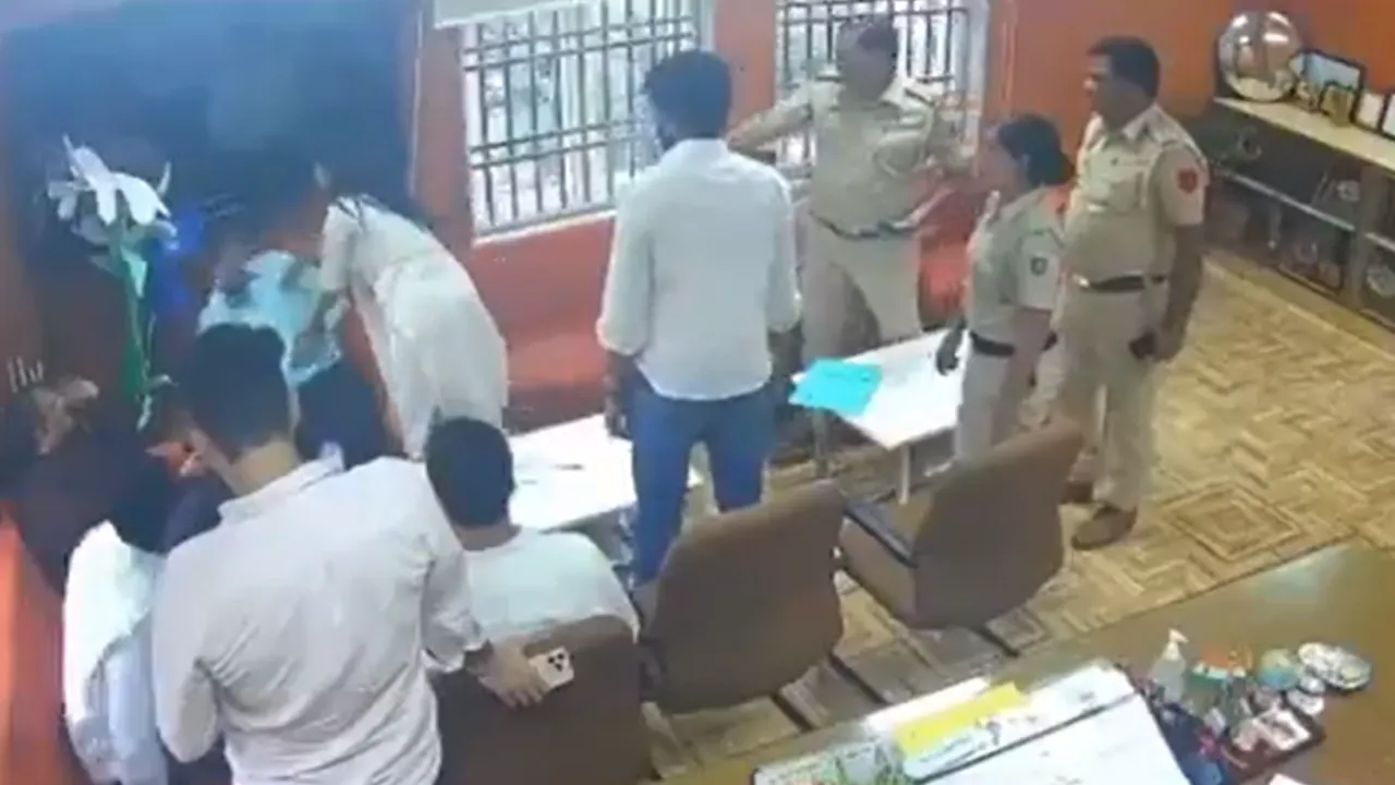 DUSU Joint Sec Deepika Jha Slaps DU professor Sujit Kumar