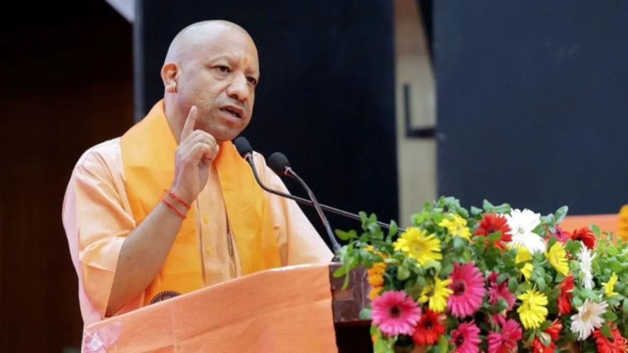 CM Yogi Celebrate Diwali with vantangiyas