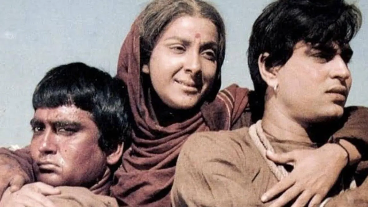 Bollywood first Oscar nominated film mother India powerful story touched people hearts