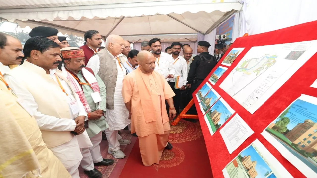 CM Yogi at Kushinagar