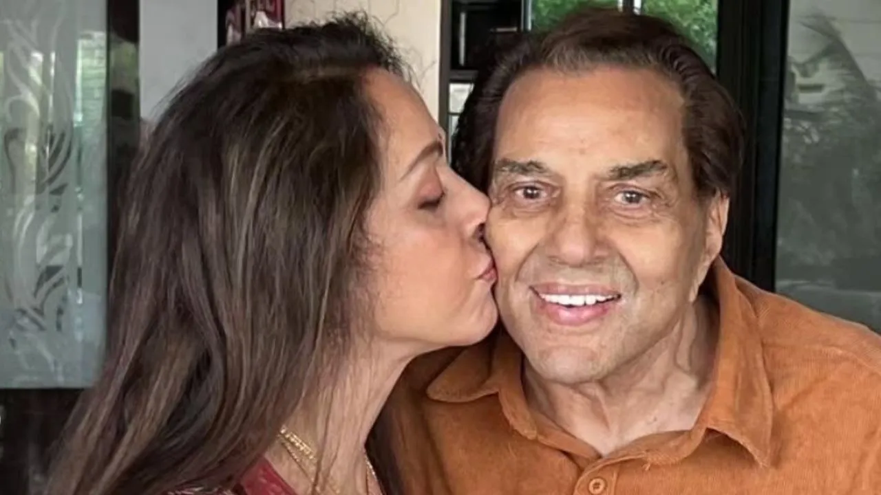 Hema Malini-Dharmendra (1)