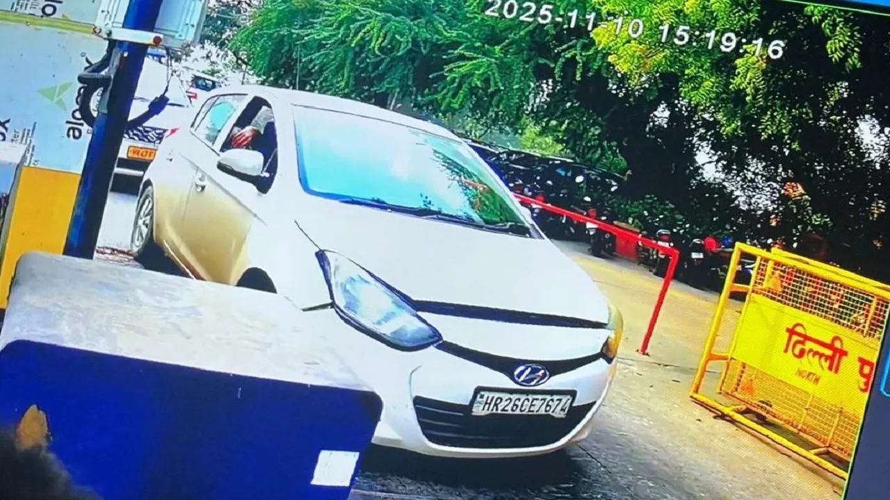 Delhi Red Fort Blast Live Update i20 Car